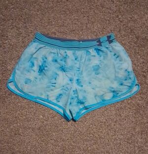 Under Armour Women's Aqua Tie-Dye Athletic Heat Gear Shorts